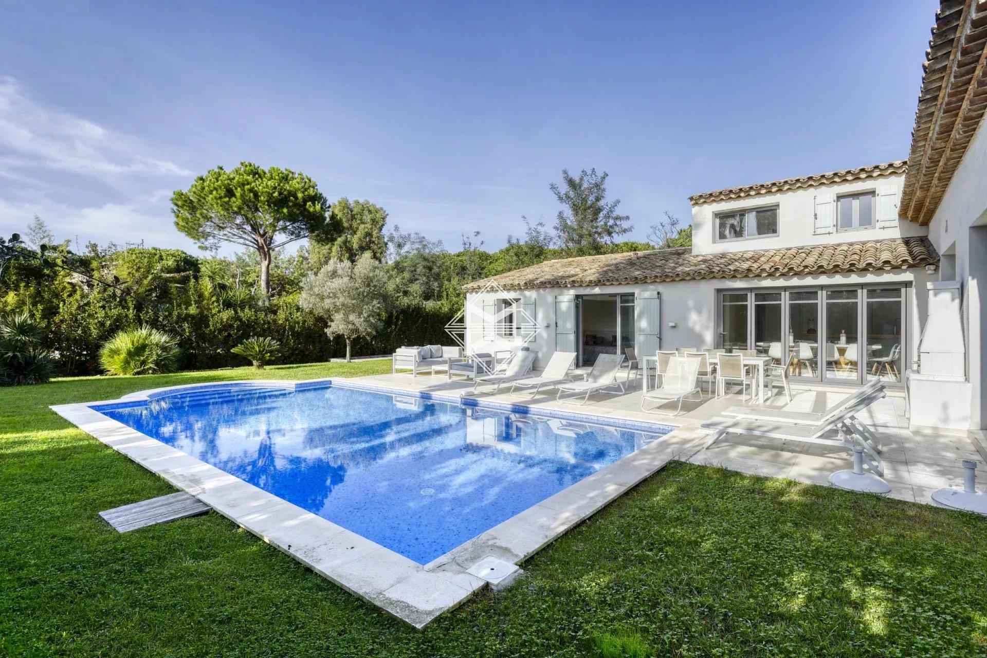 Maison à vendre, 235m², Saint-Tropez