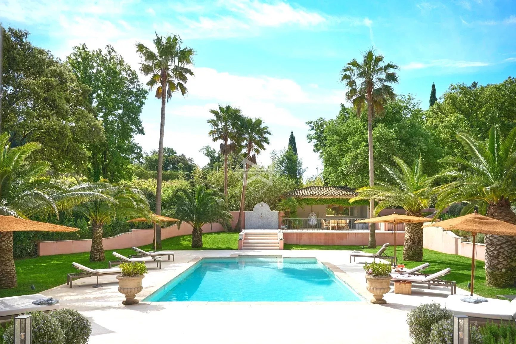 Maison à vendre, 260m², Grimaud