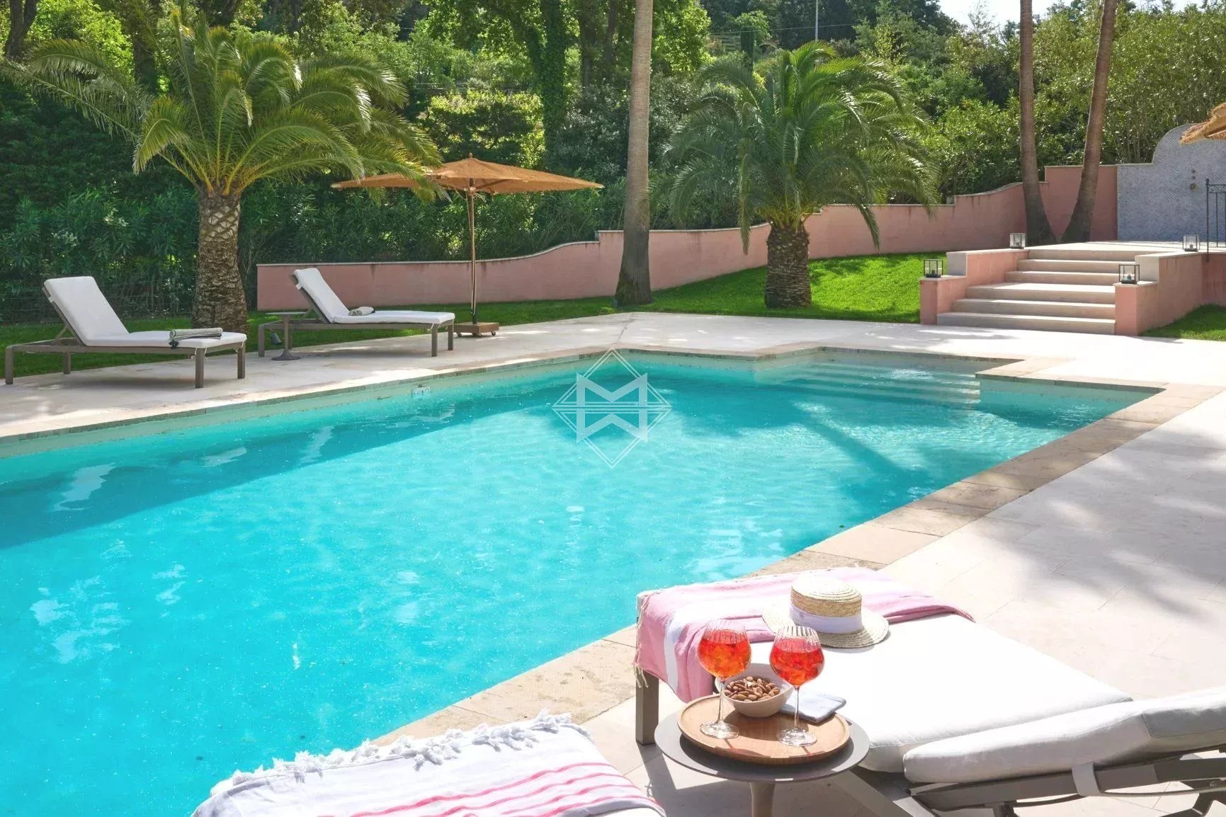 Maison à vendre, 260m², Grimaud