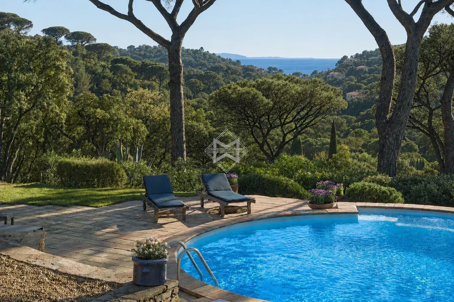 Maison à vendre, 365m², La Croix-Valmer