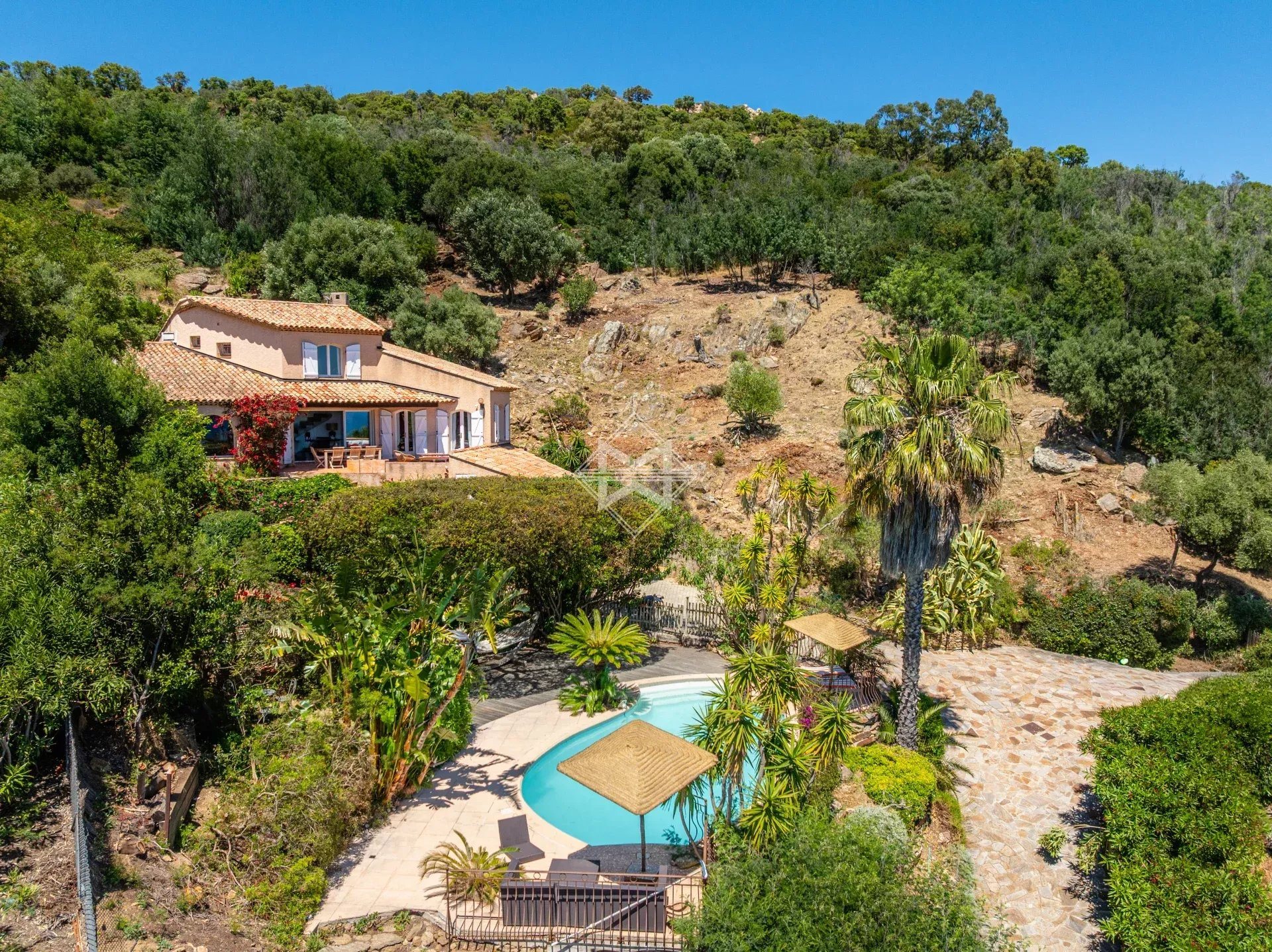 Maison à vendre, 200m², Bormes-les-Mimosas