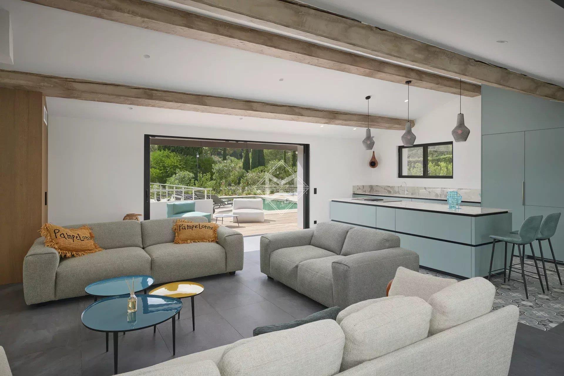 Maison à vendre, 280m², La Croix-Valmer