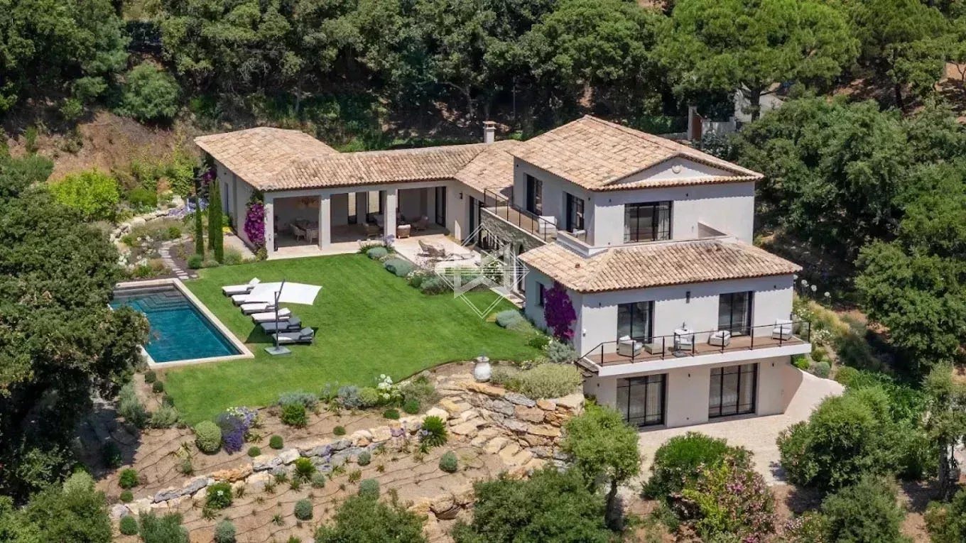 Maison à vendre, 352m², La Croix-Valmer