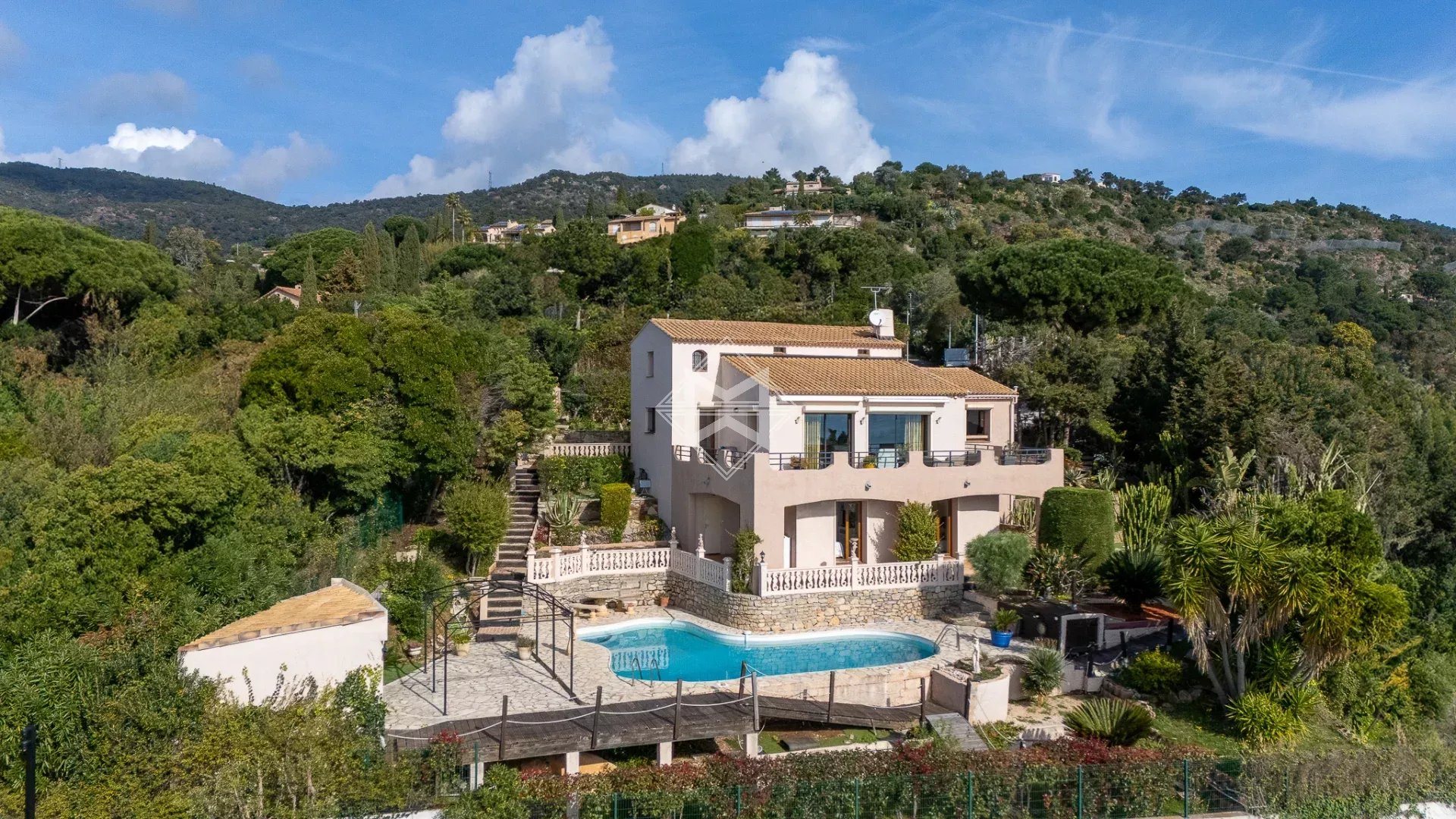 Maison à vendre, 175m², Rayol-Canadel-sur-Mer