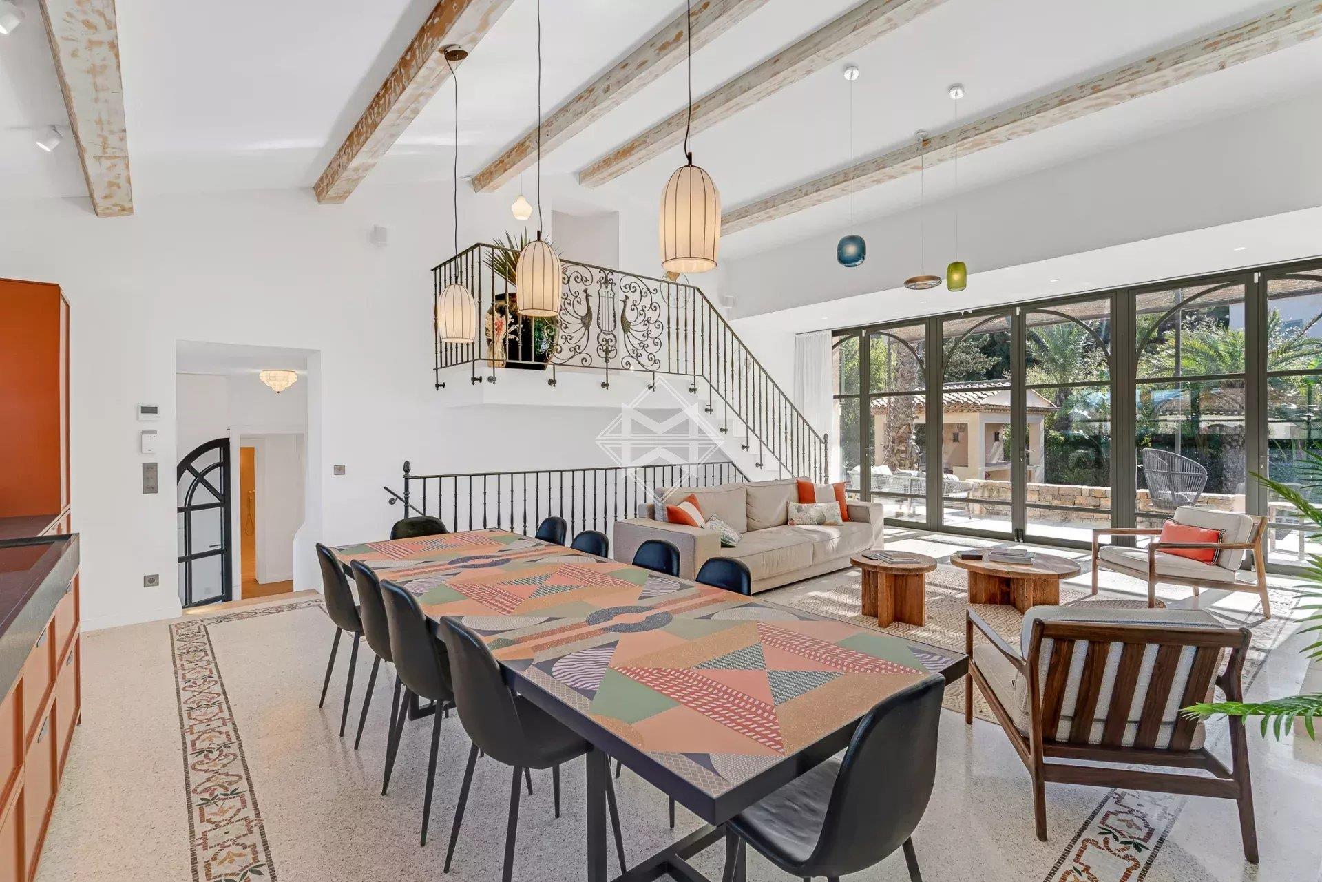 Maison à vendre, 225m², Saint-Tropez