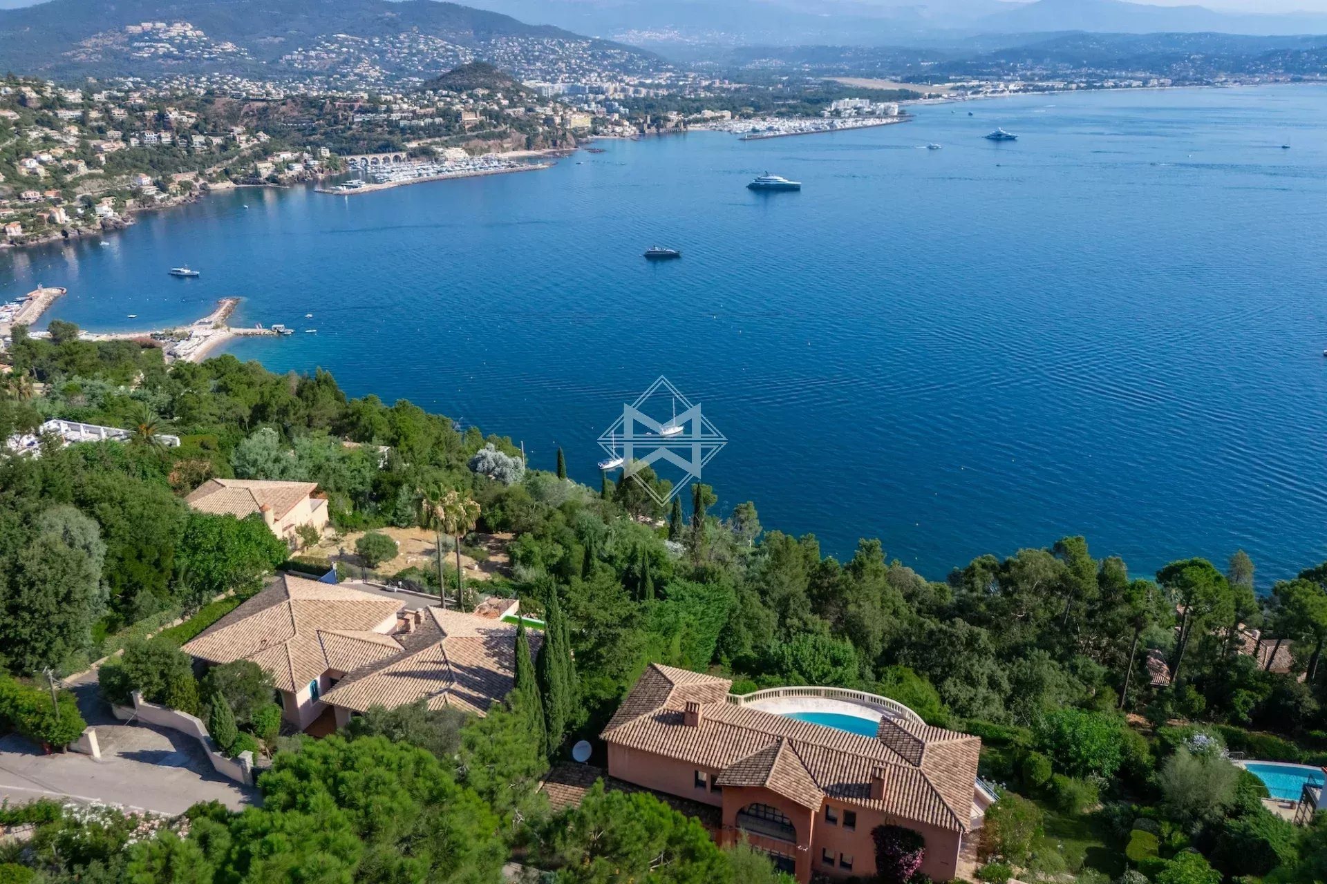 Maison à vendre, 322m², Théoule-sur-Mer