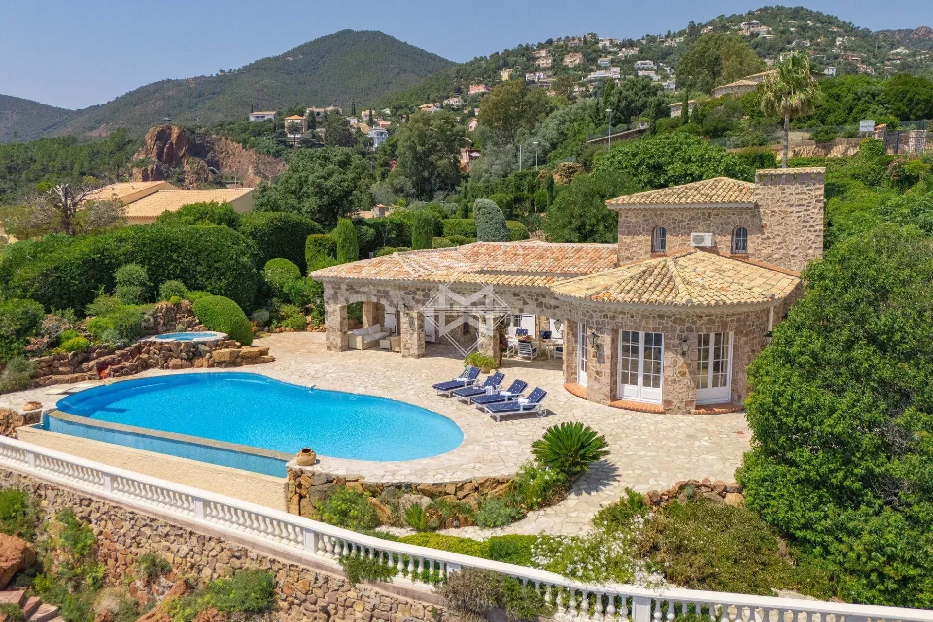 Maison à vendre, 173m², Théoule-sur-Mer