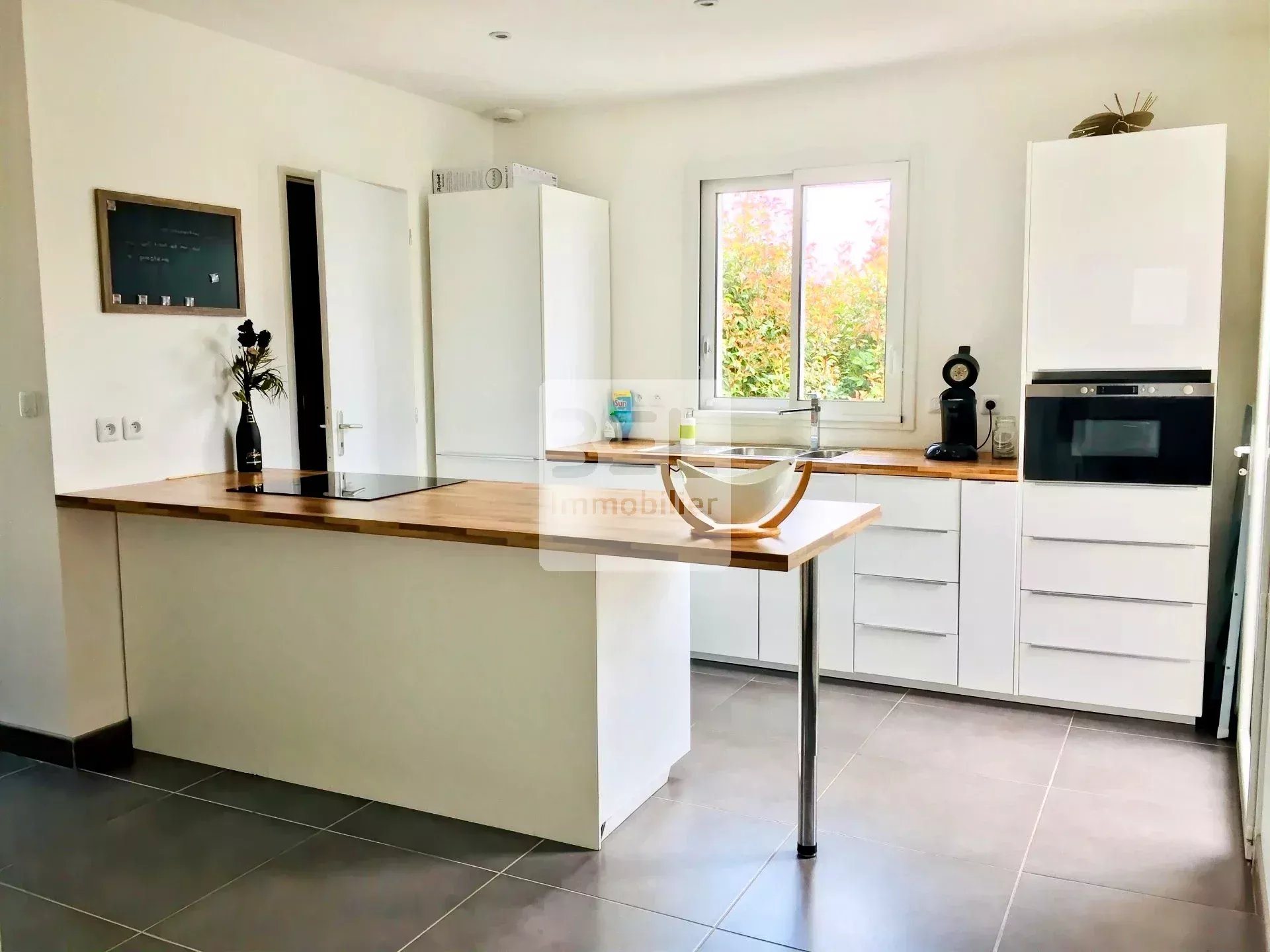 Maison à louer, 89m², Laudun-l'Ardoise