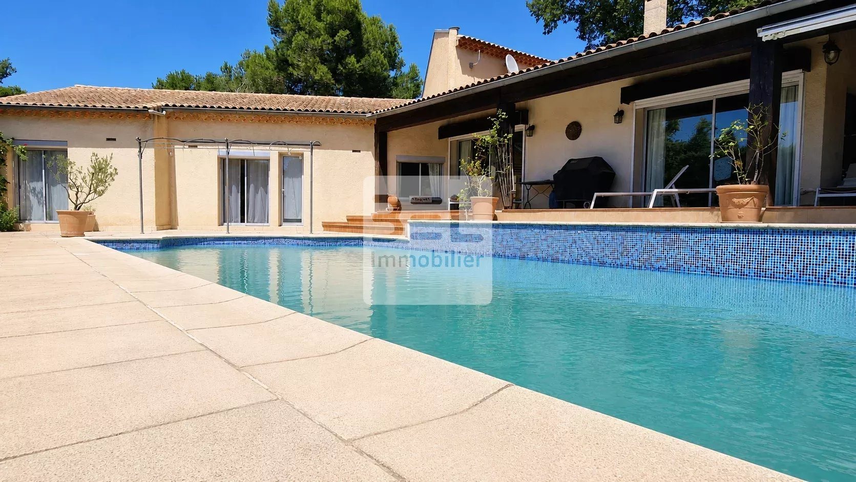 Maison à vendre, 183m², Uzès