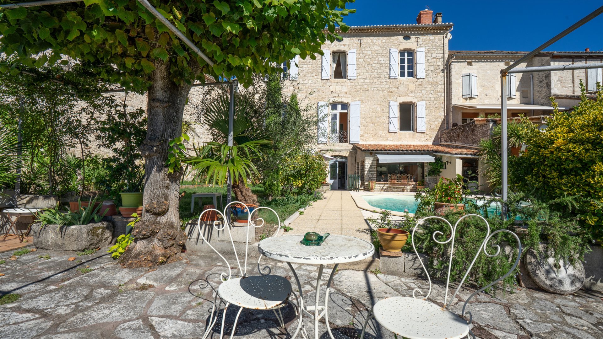 Maison à vendre, 281m², Montcuq-en-Quercy-Blanc
