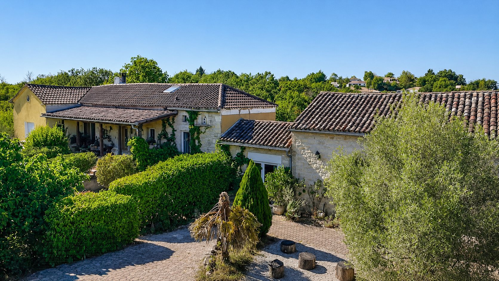 Maison à vendre, 424m², Trespoux-Rassiels