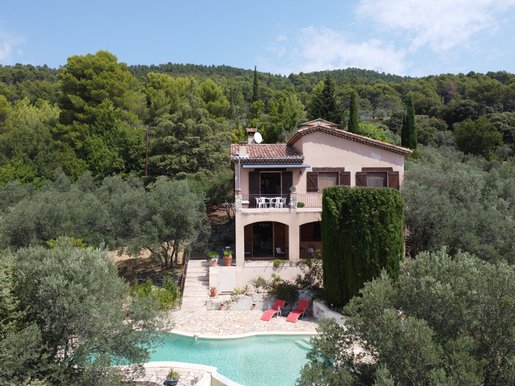 Maison 5 pièces 116 m² · à Claviers · 116 m² · 525 000 €