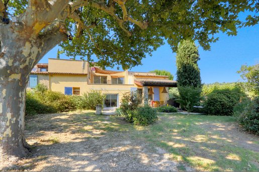Maison 7 pièces 153 m² · à Saint-Martin-de-Castillon · 153 m² · 420 000 €
