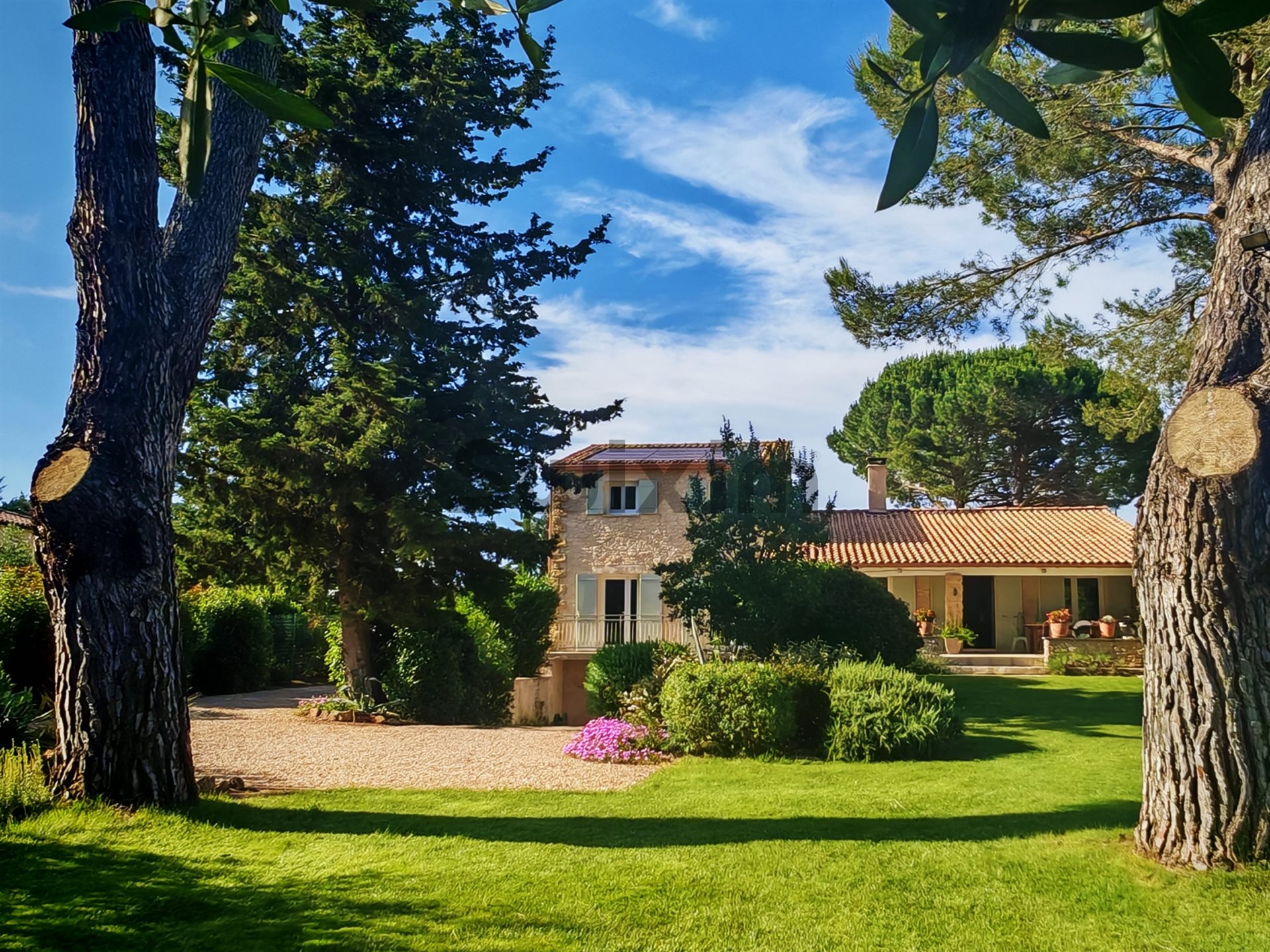 Maison à vendre, 195m², Vers-Pont-du-Gard