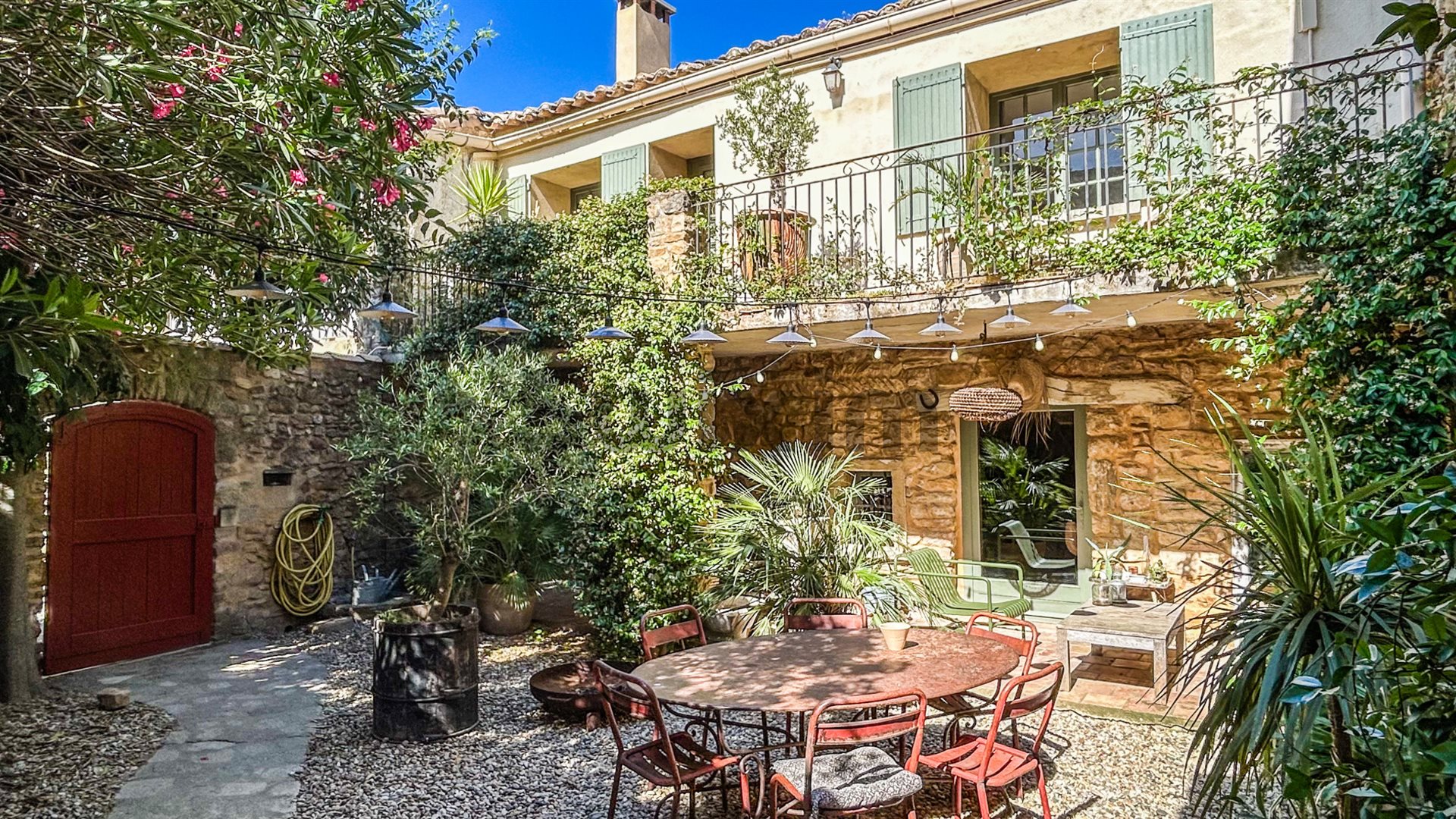 Maison à vendre, 250m², Vénéjan