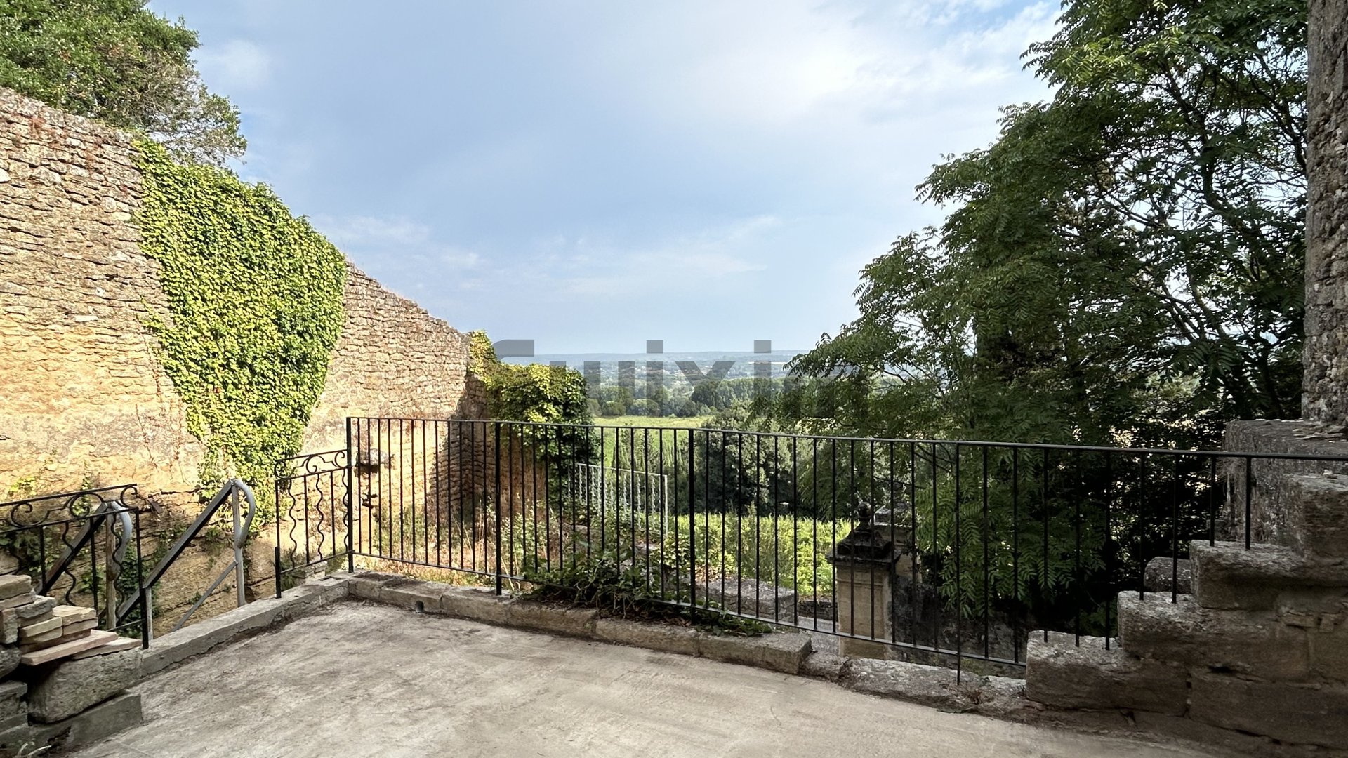 Maison à vendre, 95m², Saint-Siffret