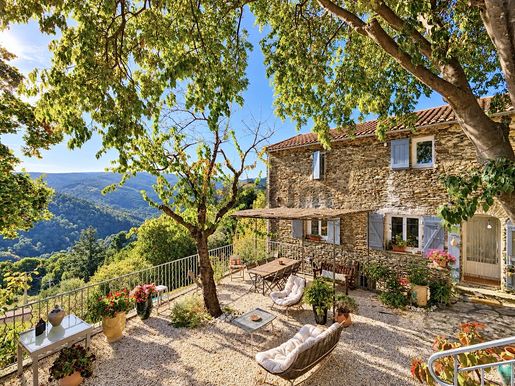 Maison 5 pièces 105 m² · à Lamelouze · 105 m² · 325 000 €