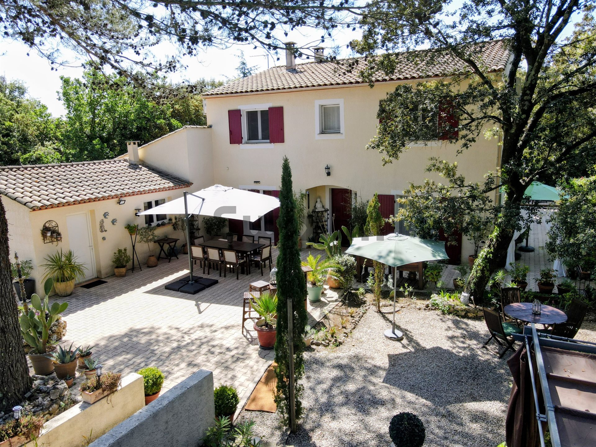 Maison à vendre, 270m², Saint-Chaptes