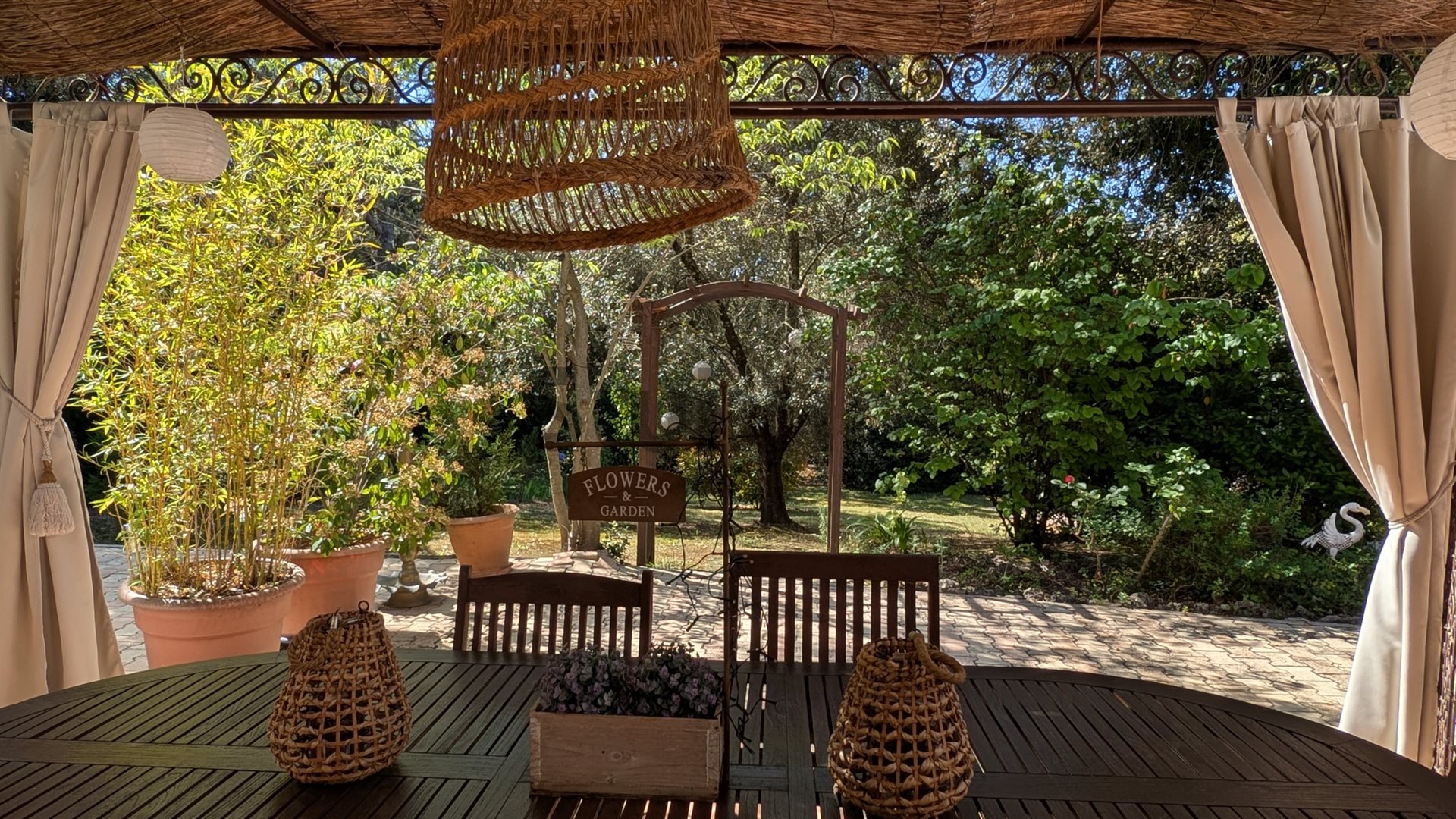 Maison à vendre, 270m², Saint-Chaptes