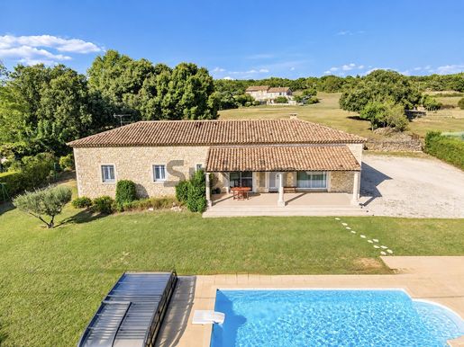 Maison 5 pièces 150 m² · à Aubussargues · 150 m² · 624 000 €