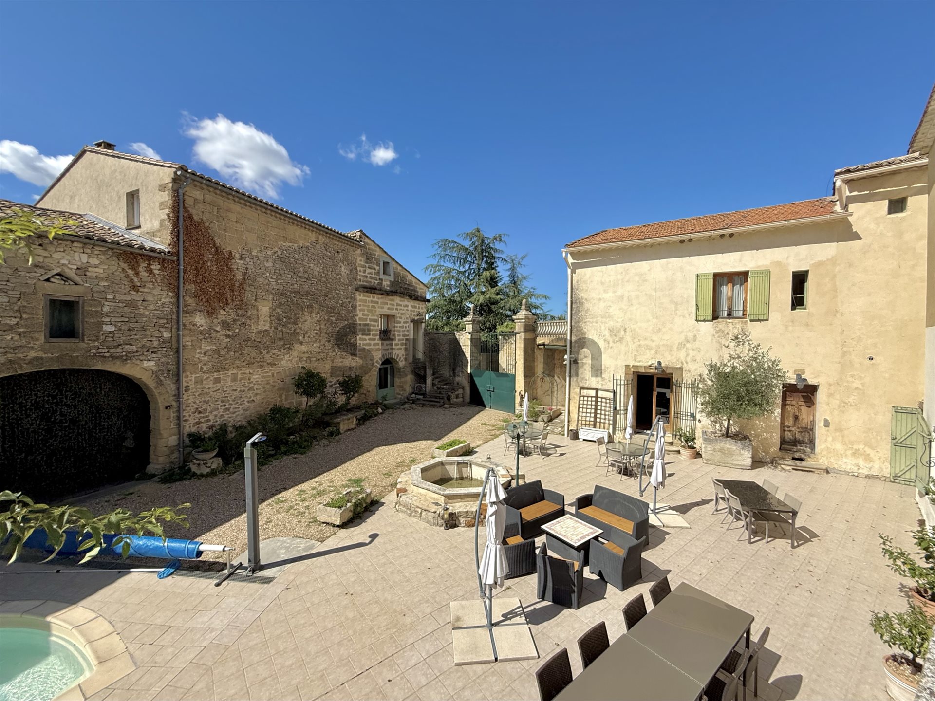 Maison à vendre, 510m², Uzès