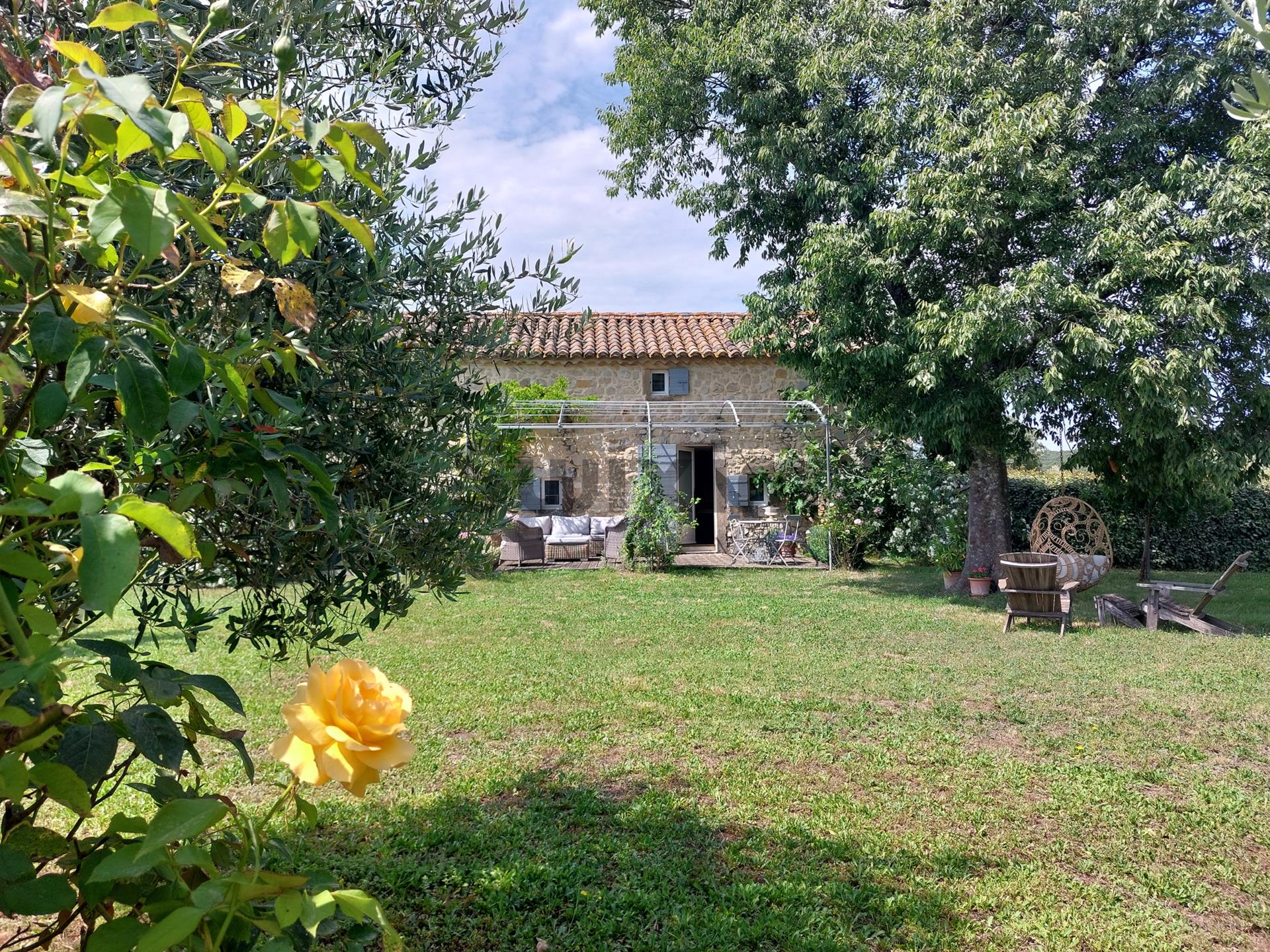 Maison à vendre, 220m², Montaren-et-Saint-Médiers