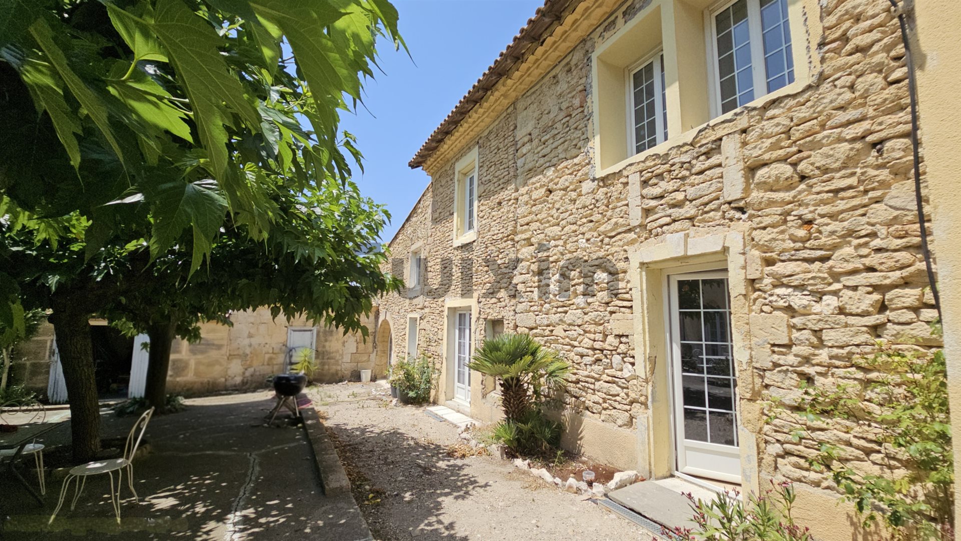 Maison à vendre, 412m², Castillon-du-Gard