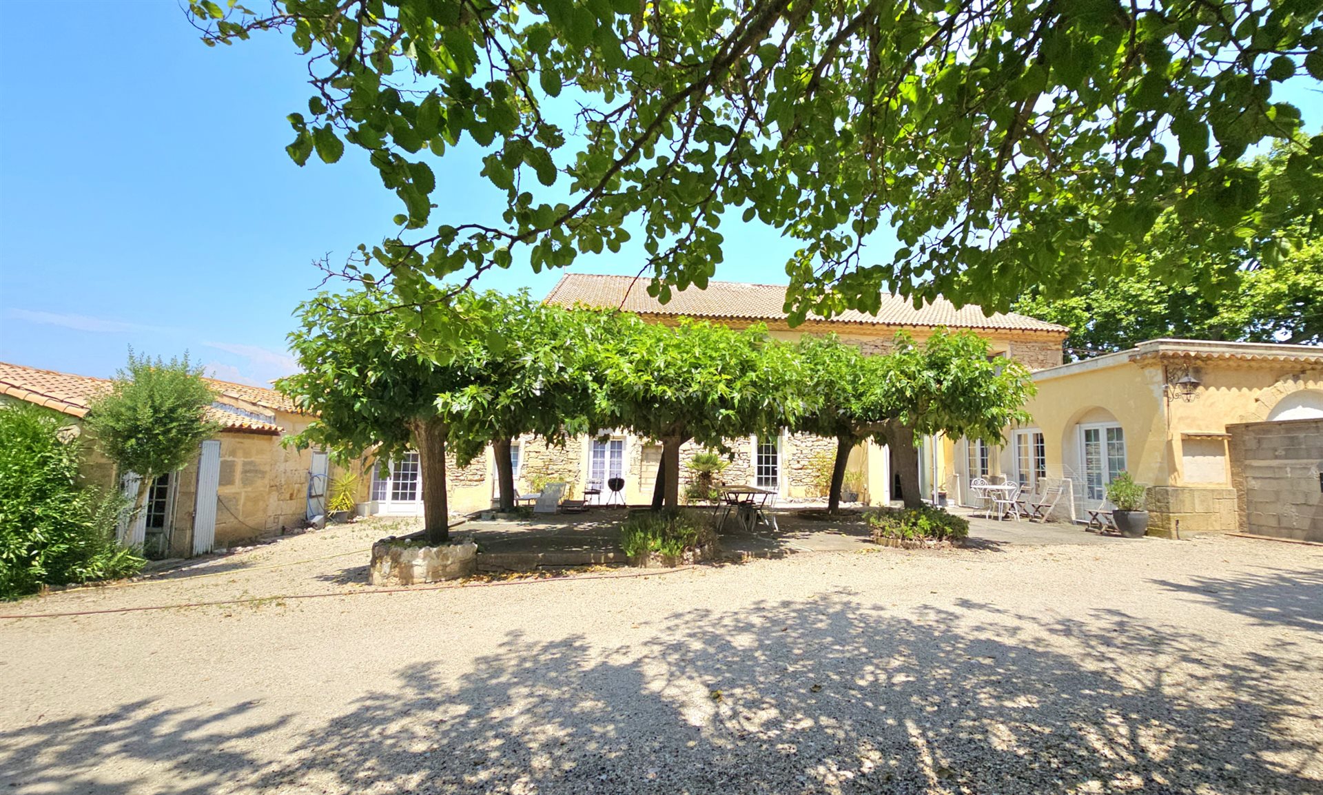 Maison à vendre, 412m², Castillon-du-Gard