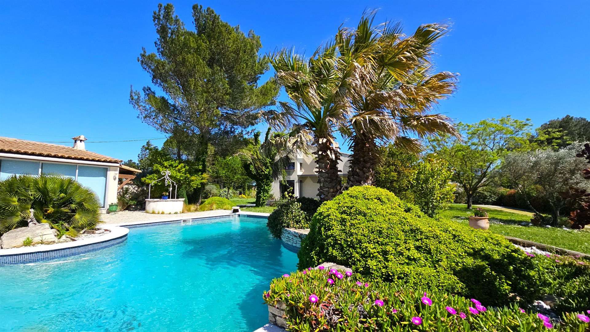 Maison à vendre, 370m², Rochefort-du-Gard