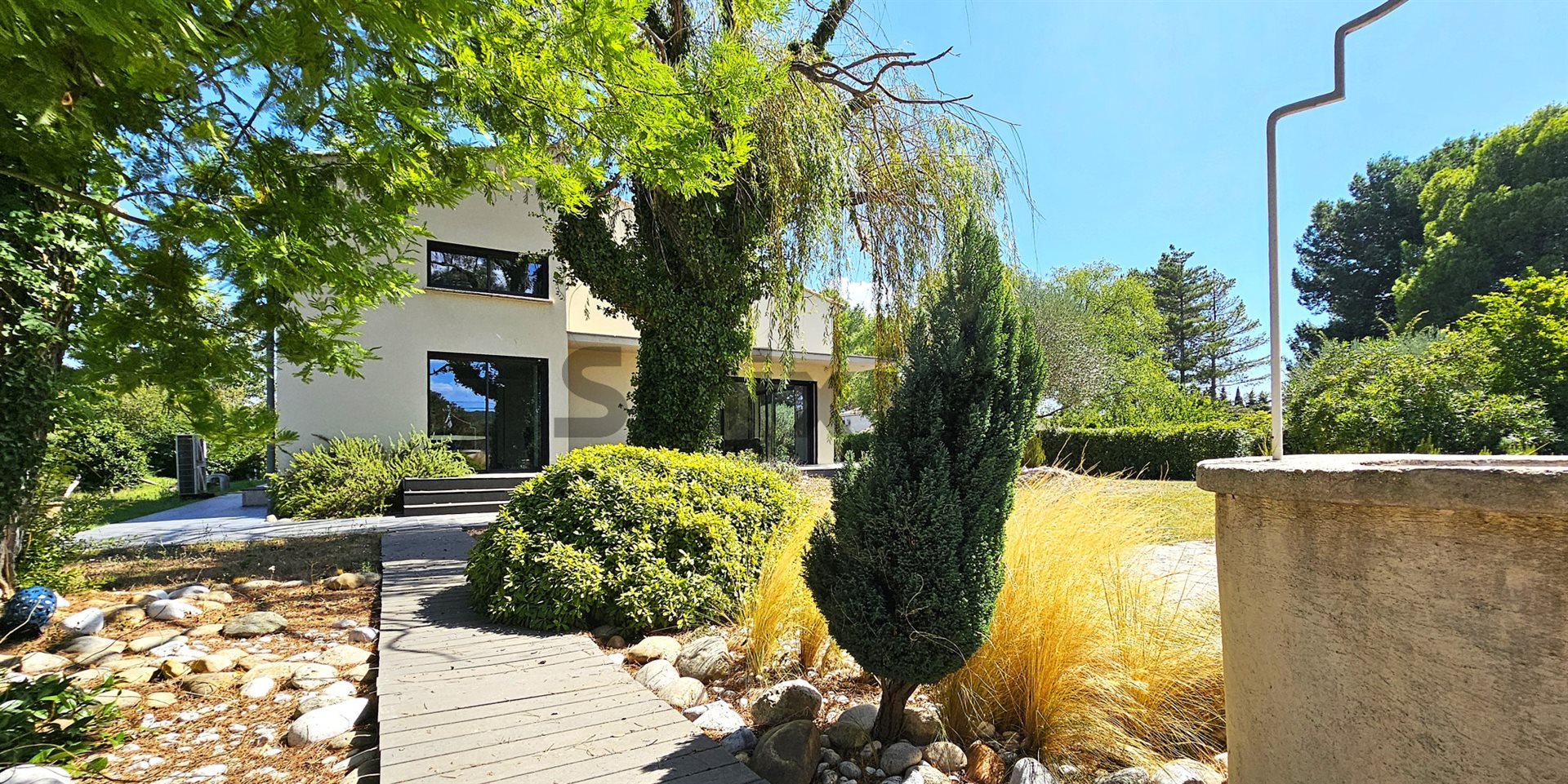 Maison à vendre, 370m², Rochefort-du-Gard