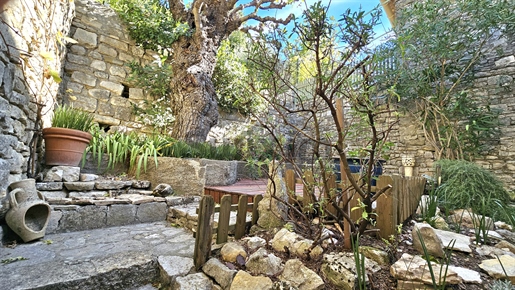 5 pièces 100 m² · à Vézénobres · 100 m² · 199 000 €