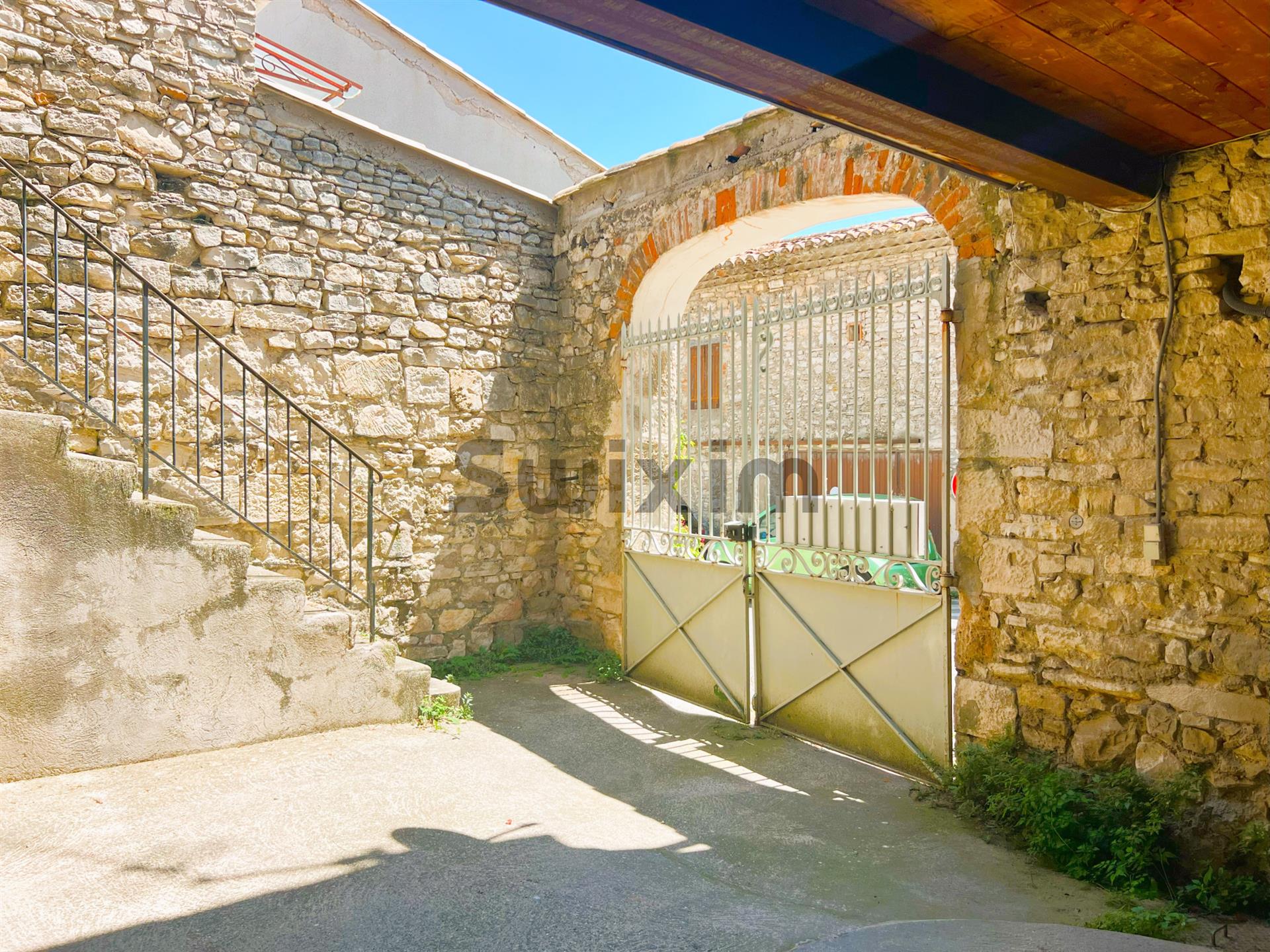 Maison à vendre, 177m², Vézénobres