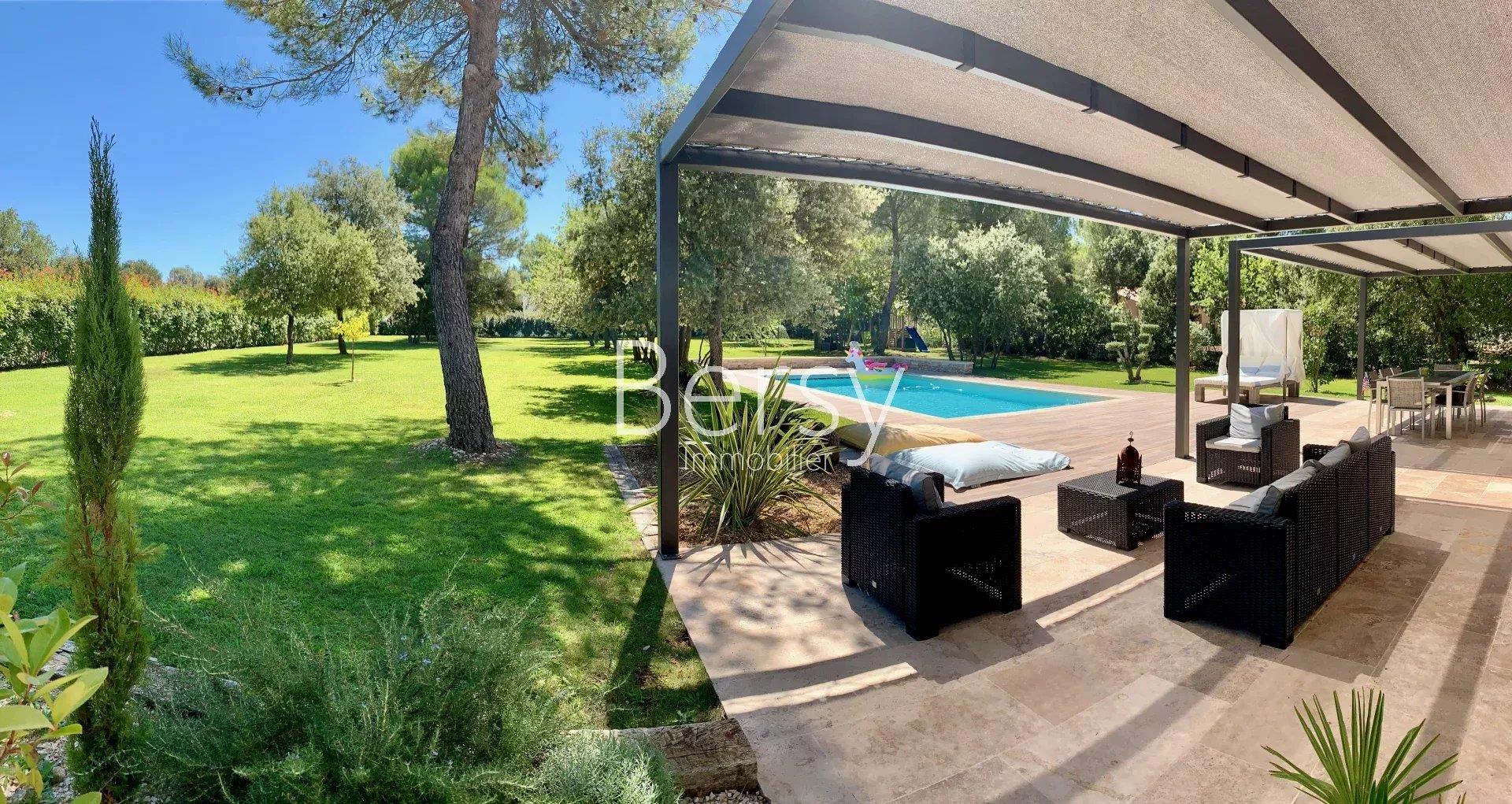 Maison à vendre, 205m², Avignon