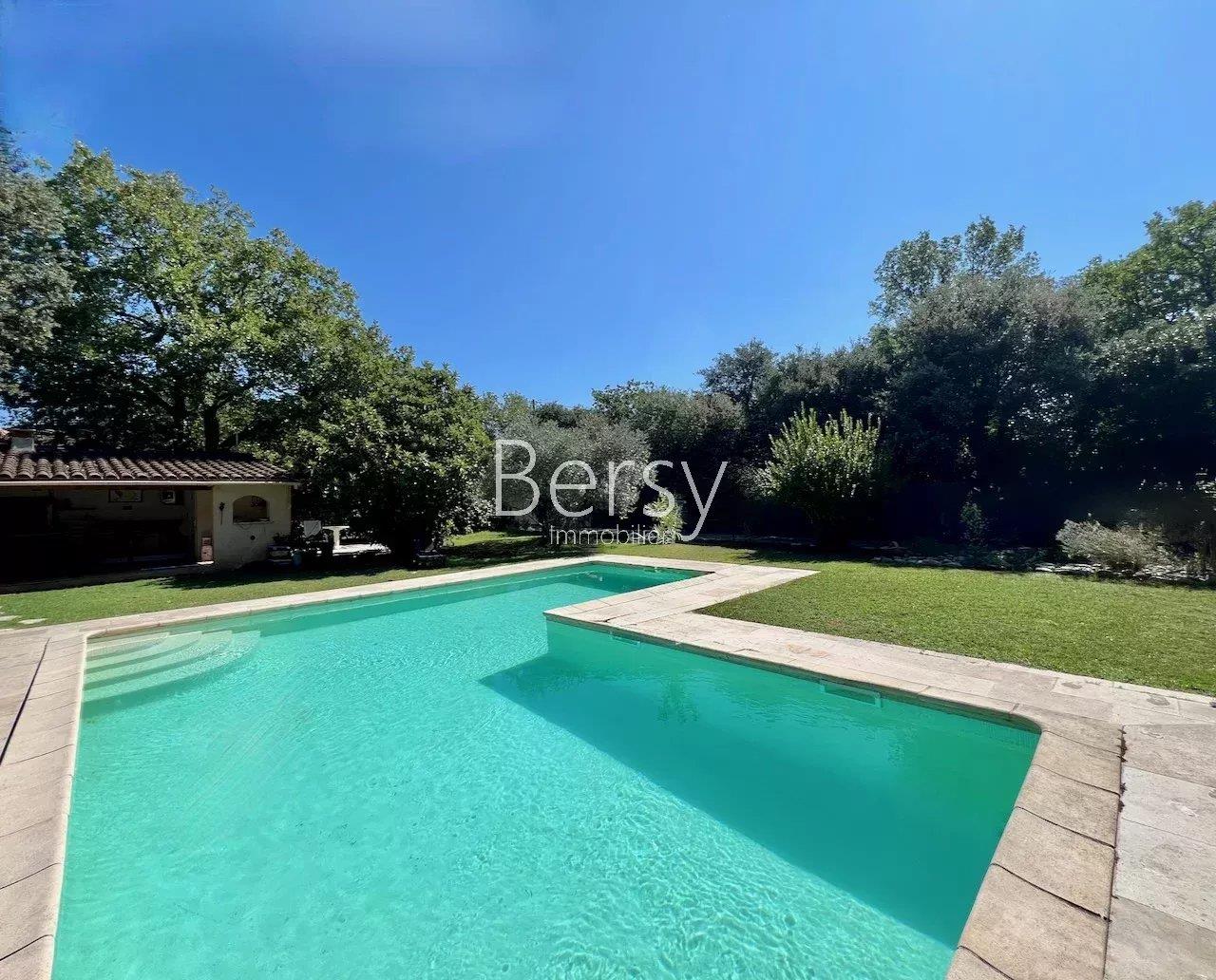 Maison à vendre, 225m², Pernes-les-Fontaines