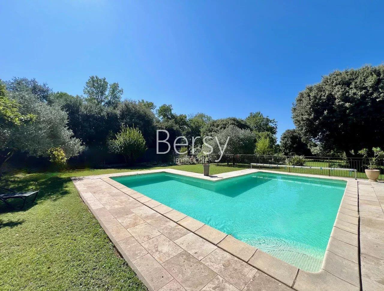 Maison à vendre, 225m², Pernes-les-Fontaines