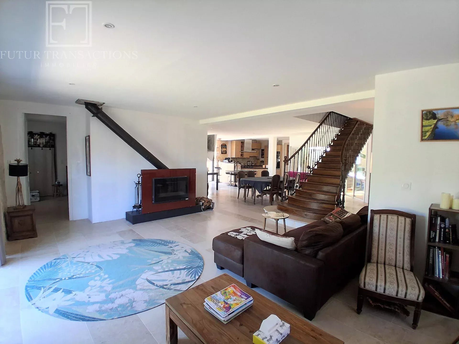 Maison à vendre, 213m², Condat-sur-Trincou