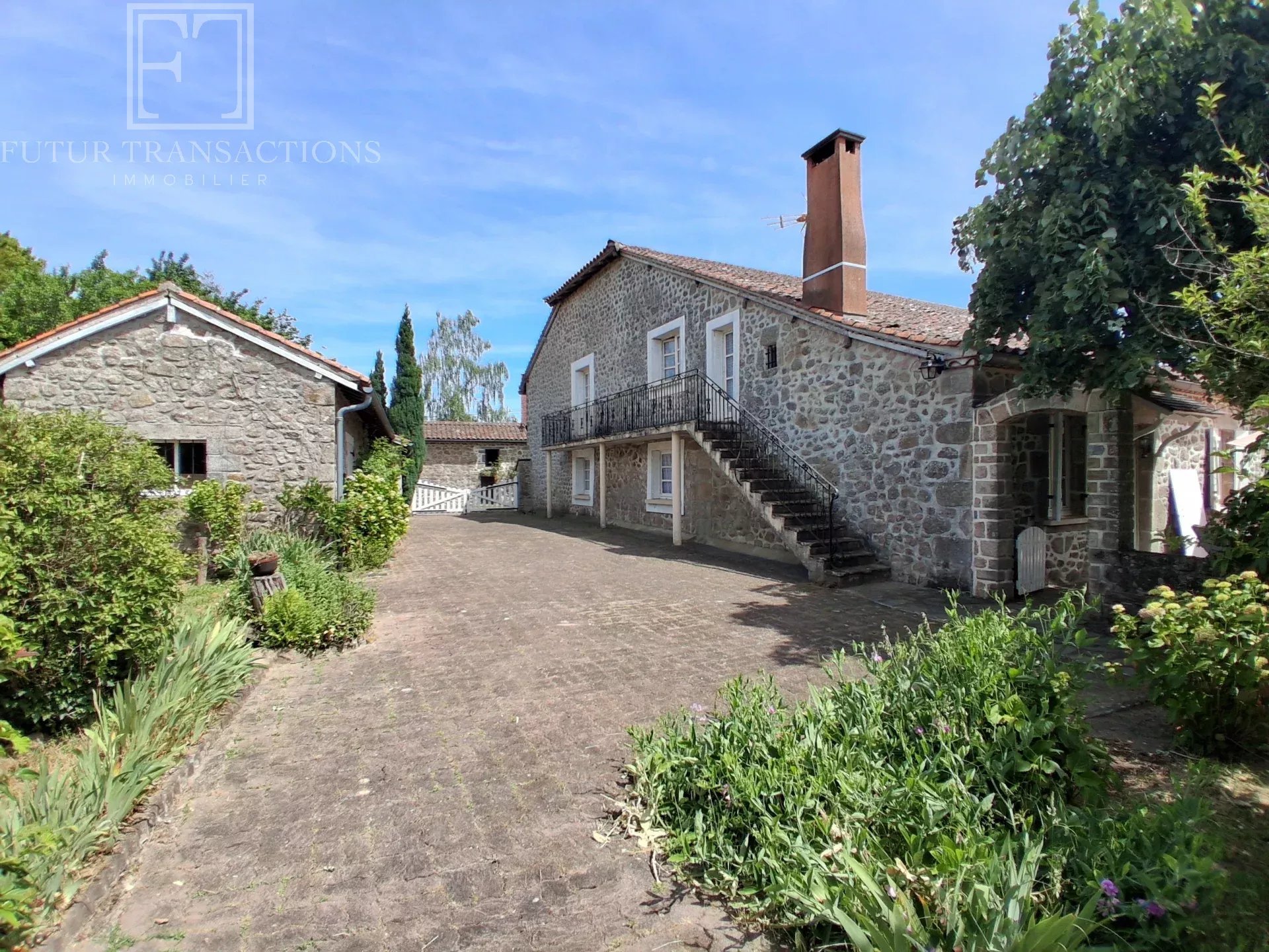 Maison à vendre, 97m², Saint-Saud-Lacoussière