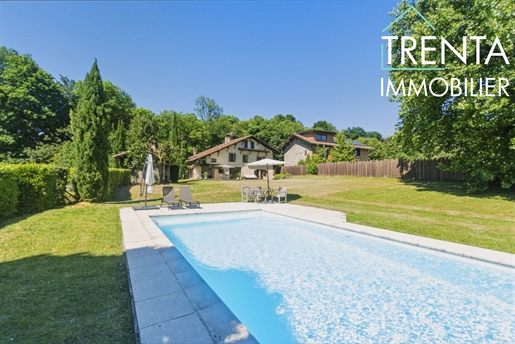 Maison 8 pièces 349 m² · à Charnècles · 349 m² · 869 000 €