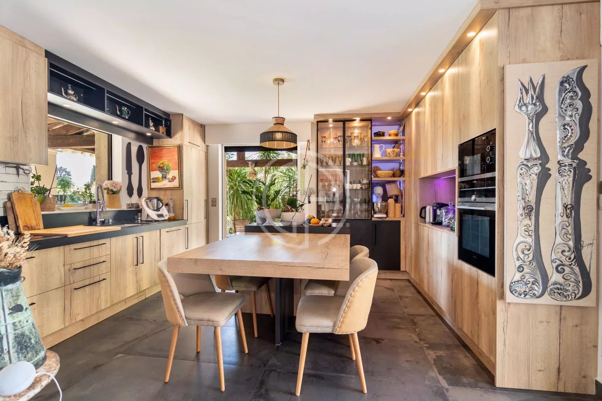 Maison à vendre, 240m², Mougins