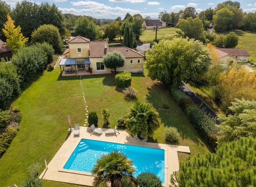 Maison 5 pièces 150 m² · à Gourdon · 150 m² · 431 600 €