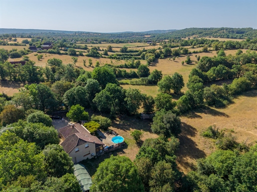 6 pièces 143 m² · à Labastide-Murat · 143 m² · 249 000 €