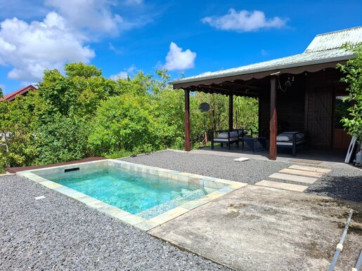 Maison 4 pièces 78 m² · à Lamentin · 78 m² · 380 000 €