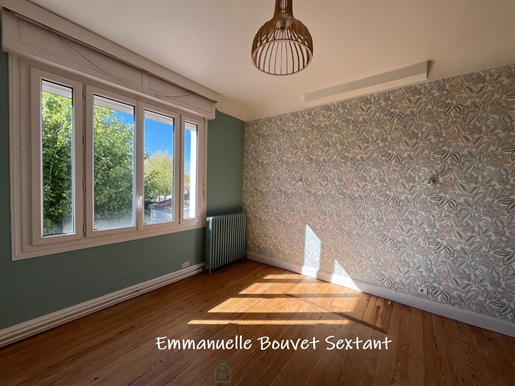 Maison 9 pièces 209 m² · à Bergerac · 209 m² · 299 000 €