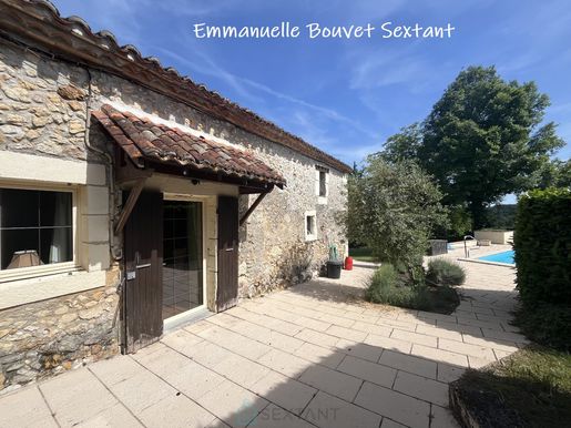 Maison 5 pièces 127 m² · à Villamblard · 127 m² · 265 000 €