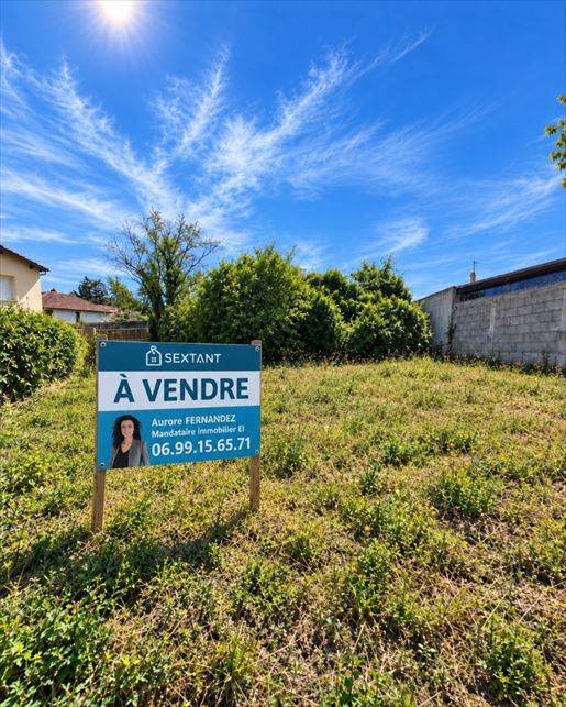 Terrain, terrain 437 m² — Cournon-d'Auvergne (Puy-de-Dôme) · 86 000 €
