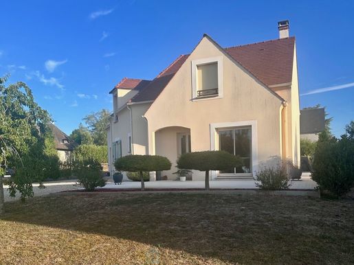 Maison 6 pièces 136 m² · à Mousseaux-sur-Seine · 136 m² · 375 000 €