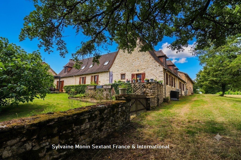 Maison à vendre, 380m², Brouchaud