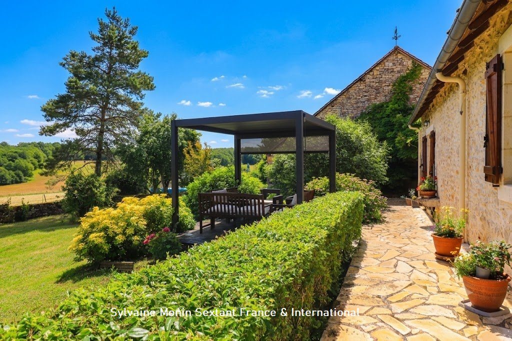 Maison à vendre, 380m², Brouchaud