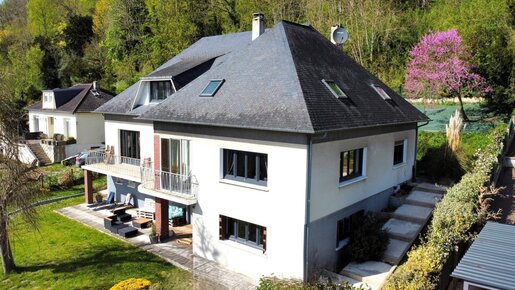 Maison 8 pièces 281 m² · à Pont-Audemer · 281 m² · 285 000 €