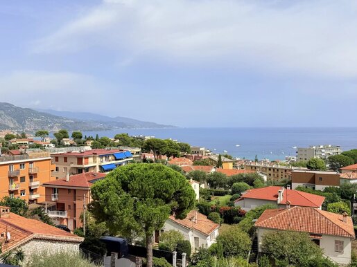 Appartement 4 pièces 92 m² · à Roquebrune-Cap-Martin · 92 m² · 690 000 €